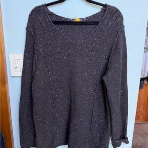 Cabela's Dark Gray Knit Sweater